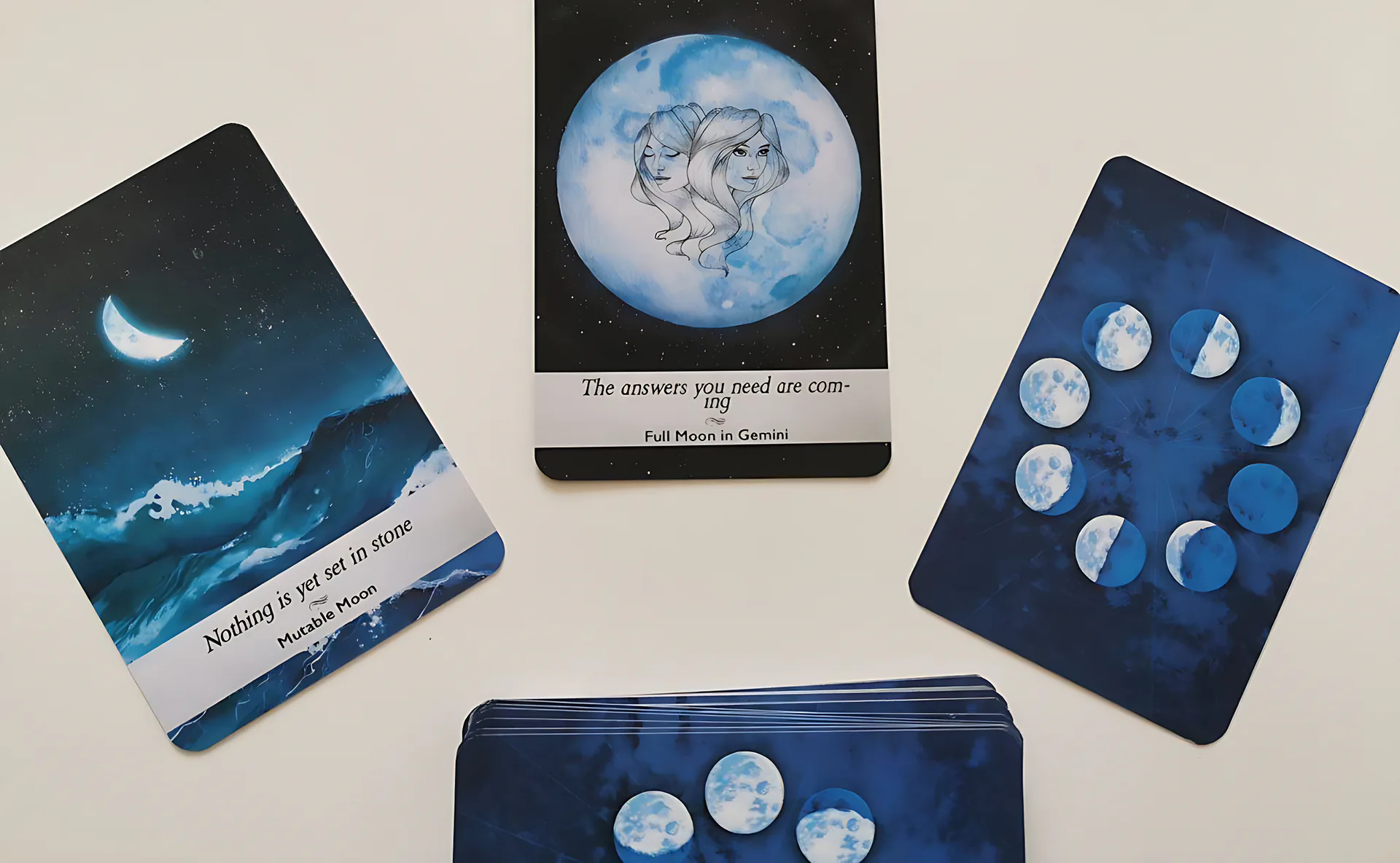 اوراکل ماه شناسی (The Moonology Oracle)