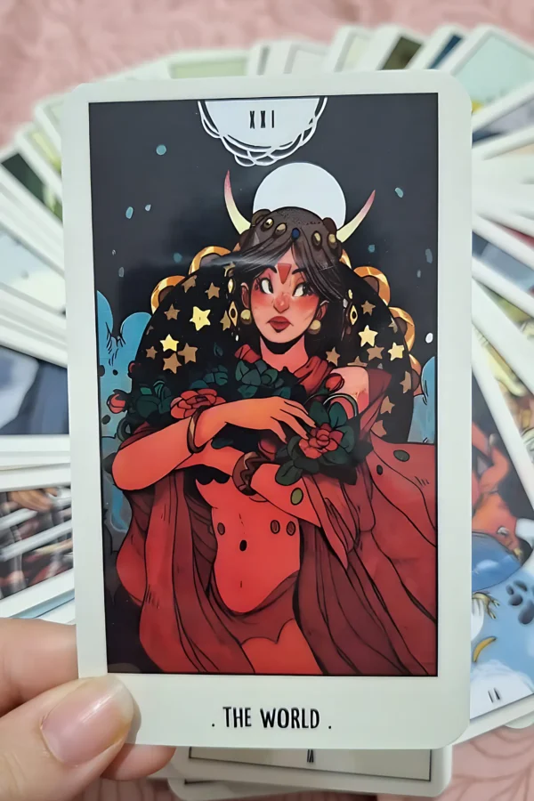 کارت The World تاروت نیروی مقدس سفید (The White Numen Tarot)